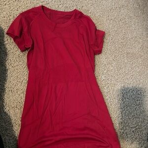 red shirt sleeve lulu top